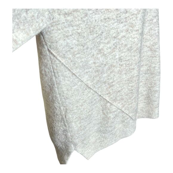 Vince Camuto Oversized Pullover Sweater Size Large Beige V-neck  Drop Shoulders - Picture 2 of 7